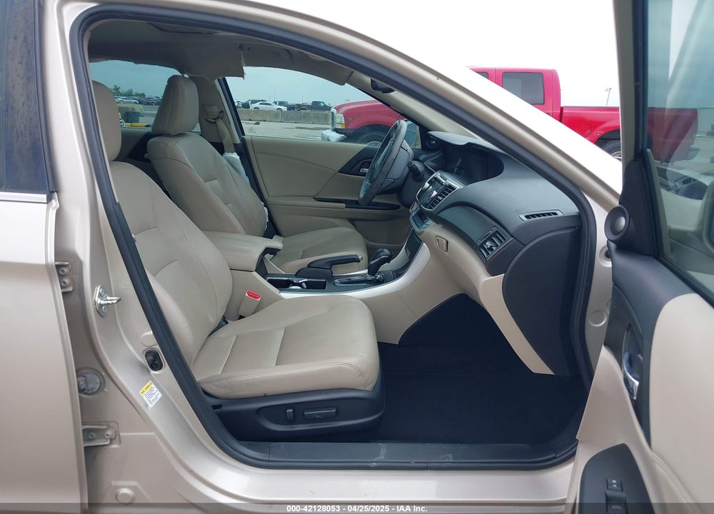 2015 HONDA ACCORD EX-L VIN: 1HGCR2F8XFA124454