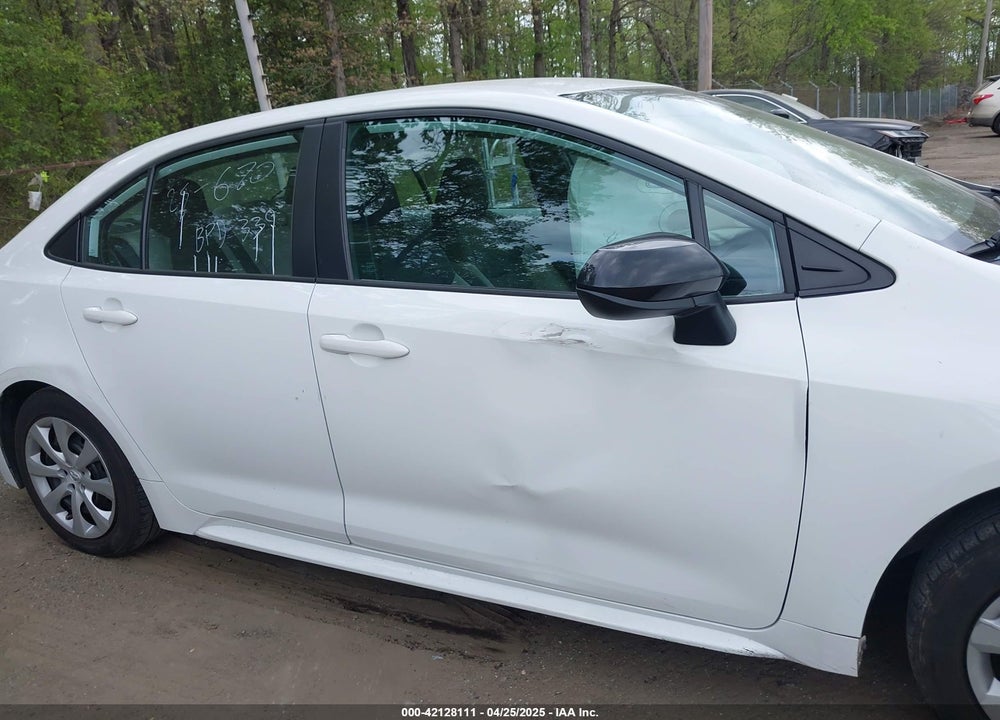 2022 TOYOTA COROLLA VIN: 5YFEPMAE1NP328687