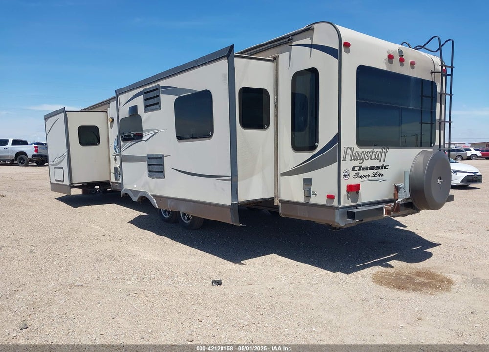 2013 FLAGSTAFF CLASSIC SUPER LITE M 35' VIN: 4X4TFLH26D1850678