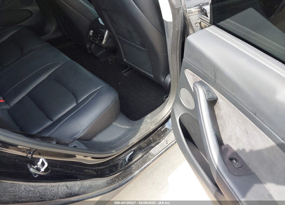 2023 TESLA MODEL 3 VIN: 5YJ3E1EA5PF484040