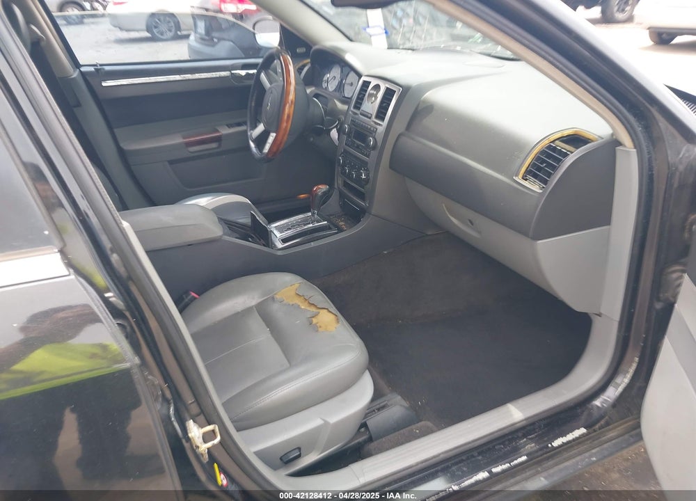 2005 CHRYSLER 300 TOURING VIN: 2C3AA53G55H658962