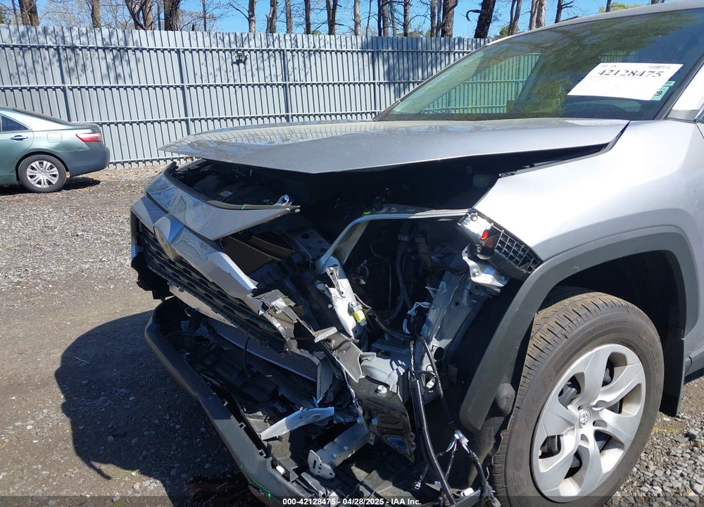 2024 TOYOTA RAV4 LE VIN: 2T3G1RFV6RC474242