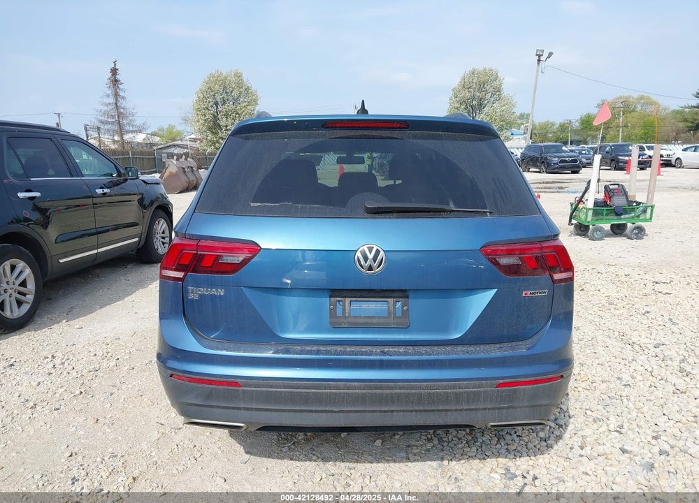 2019 VOLKSWAGEN TIGUAN VIN: 3VV2B7AX9KM069553