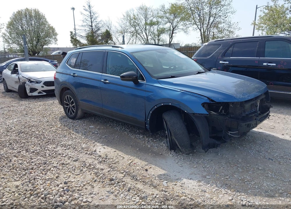 2019 VOLKSWAGEN TIGUAN VIN: 3VV2B7AX9KM069553