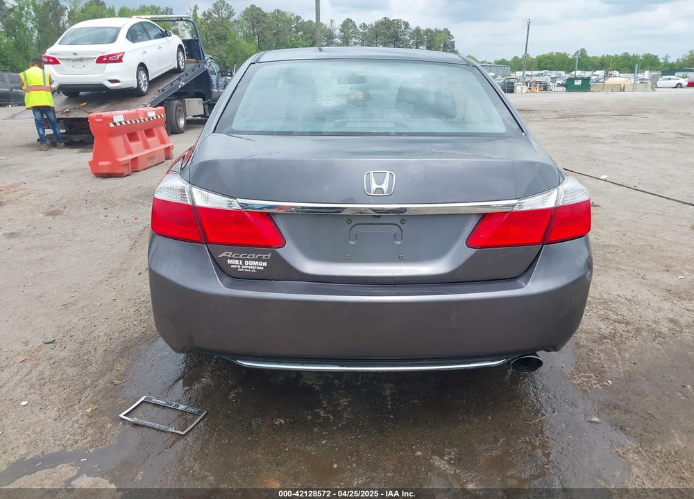 2015 HONDA ACCORD VIN: 1HGCR2F37FA051032