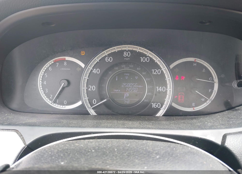 2015 HONDA ACCORD VIN: 1HGCR2F37FA051032
