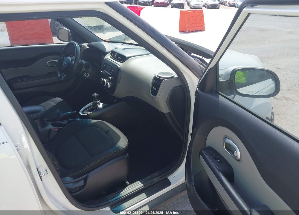 2015 KIA SOUL VIN: KNDJP3A54F7196861