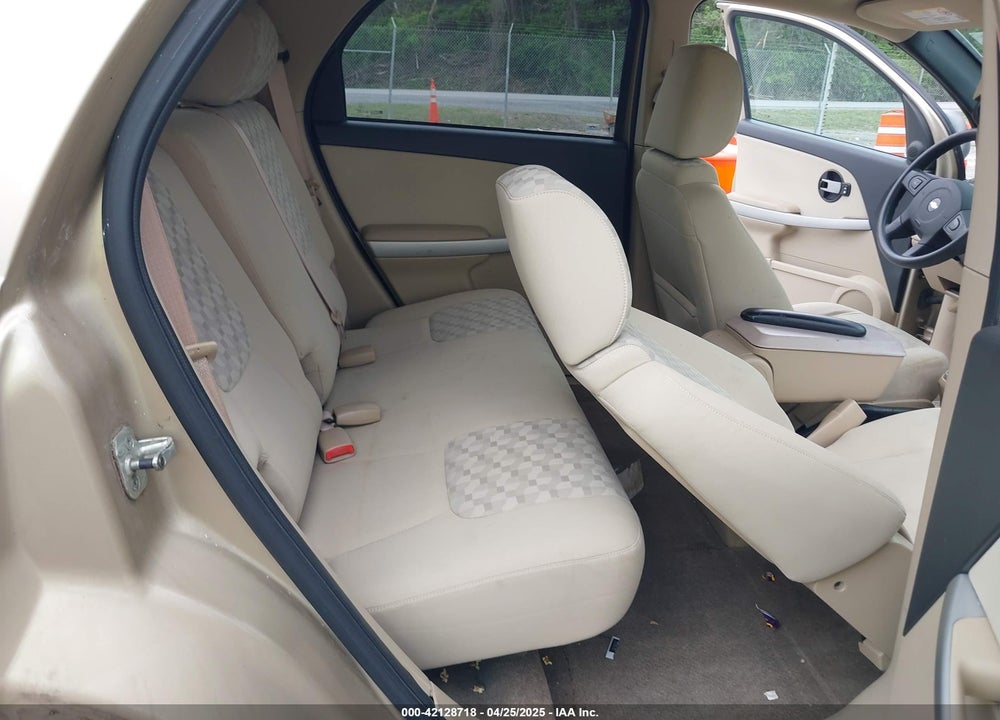 2005 CHEVROLET EQUINOX VIN: 2CNDL73F056093002