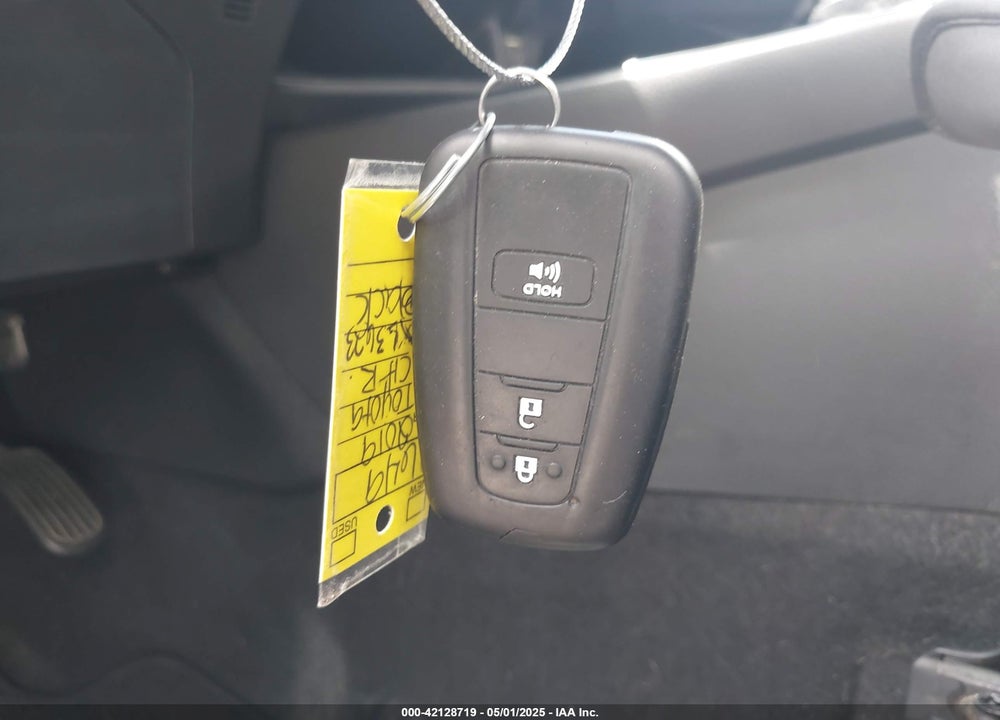 2019 TOYOTA C-HR VIN: JTNKHMBX8K1036868