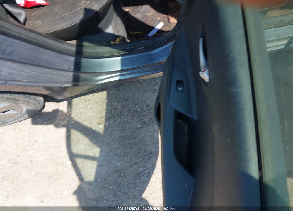 2019 KIA RIO 5-DOOR S VIN: 3KPA25AB5KE215783