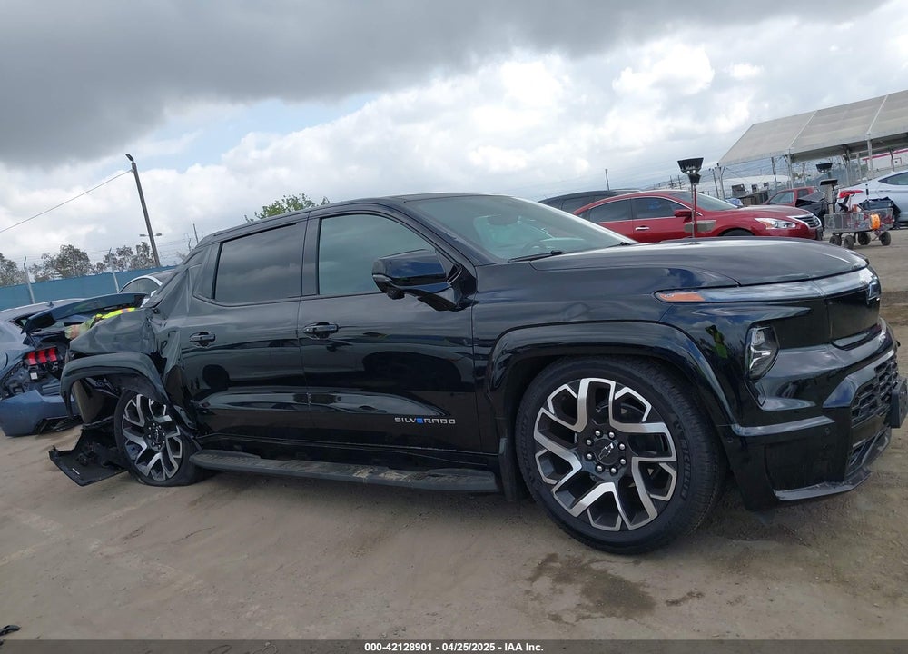 2024 CHEVROLET SILVERADO EV FIRST-EDITION RST 4WD VIN: 1GC40ZEL0RU303634