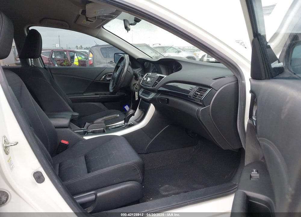 2014 HONDA ACCORD SPORT VIN: 1HGCR2F57EA194112