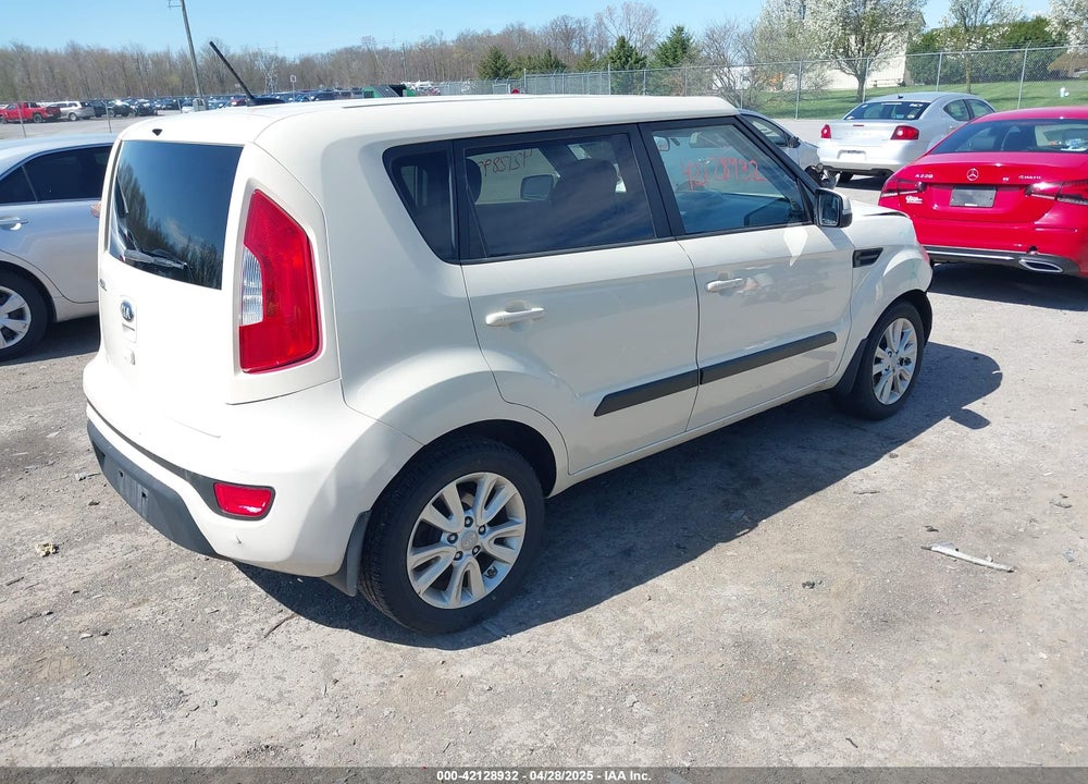 2013 KIA SOUL VIN: KNDJT2A67D7574389