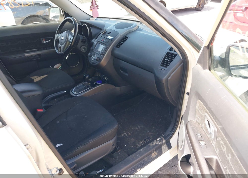 2013 KIA SOUL VIN: KNDJT2A67D7574389
