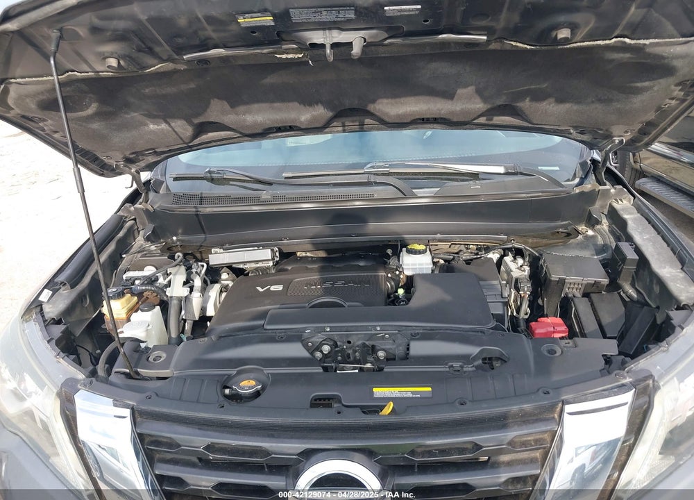 2018 NISSAN PATHFINDER VIN: 5N1DR2MN0JC614051