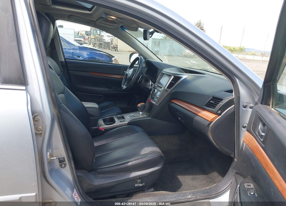 2014 SUBARU OUTBACK VIN: 4S4BRCNC3E3257285