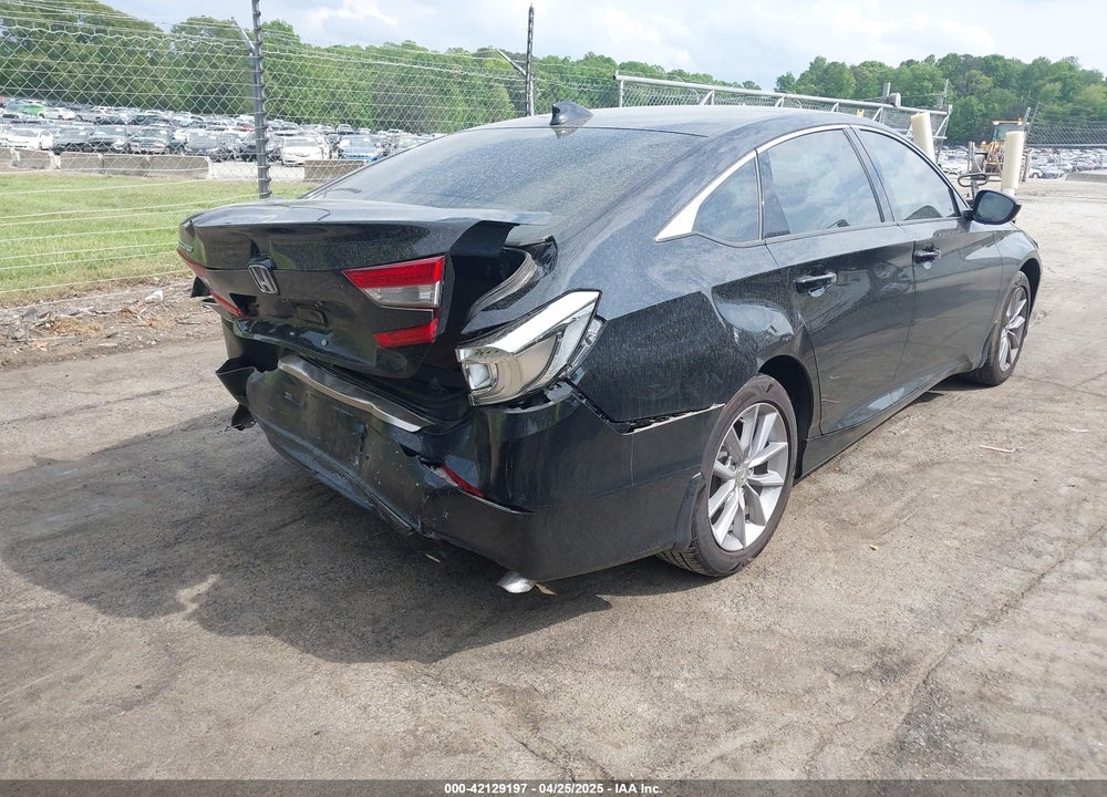 2022 HONDA ACCORD VIN: 1HGCV1F11NA069237