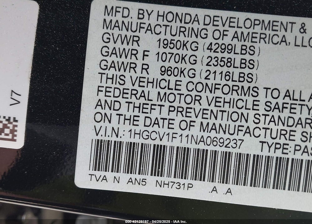 2022 HONDA ACCORD VIN: 1HGCV1F11NA069237