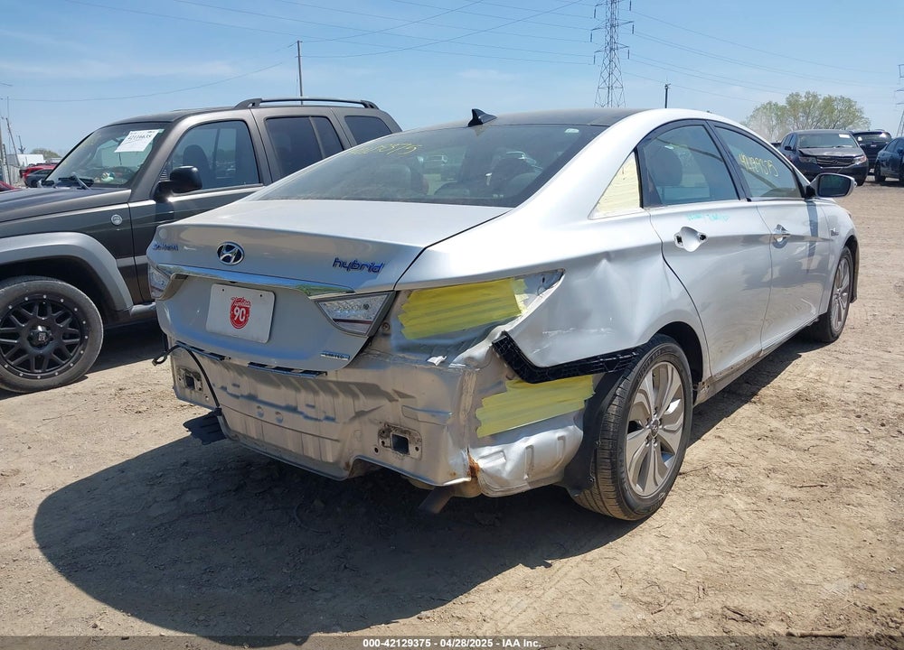 2015 HYUNDAI SONATA HYBRID LIMITED VIN: KMHEC4A48FA122531