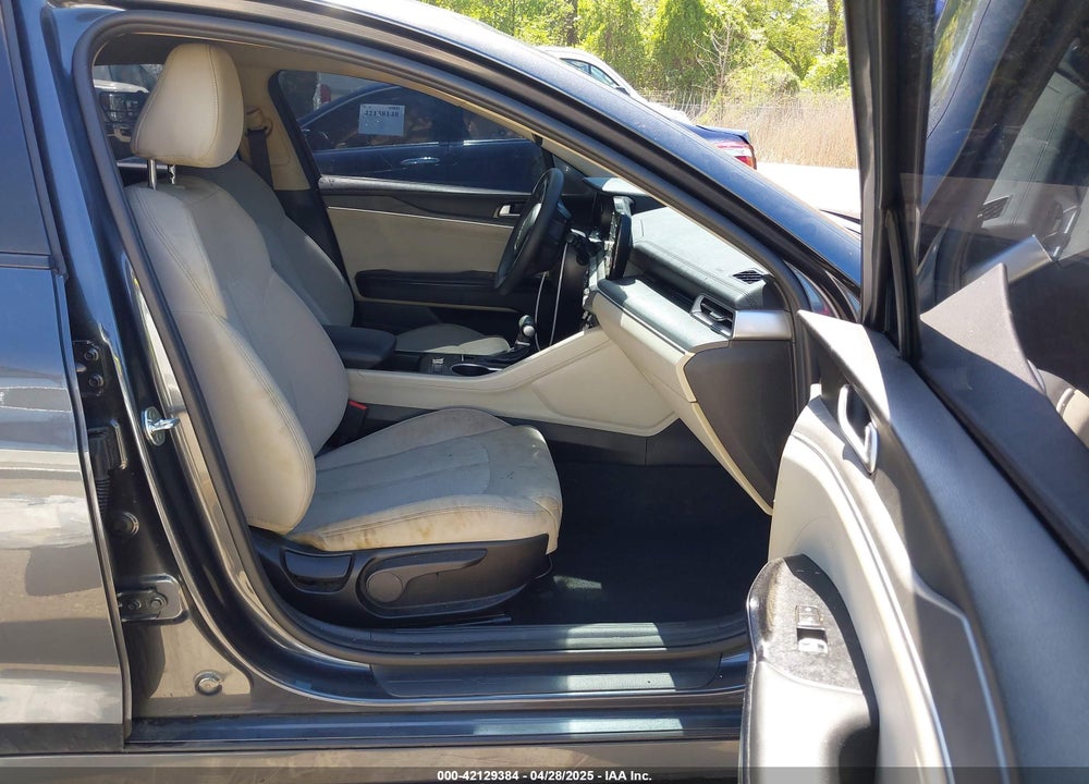2022 KIA K5 VIN: 5XXG14J29NG129556