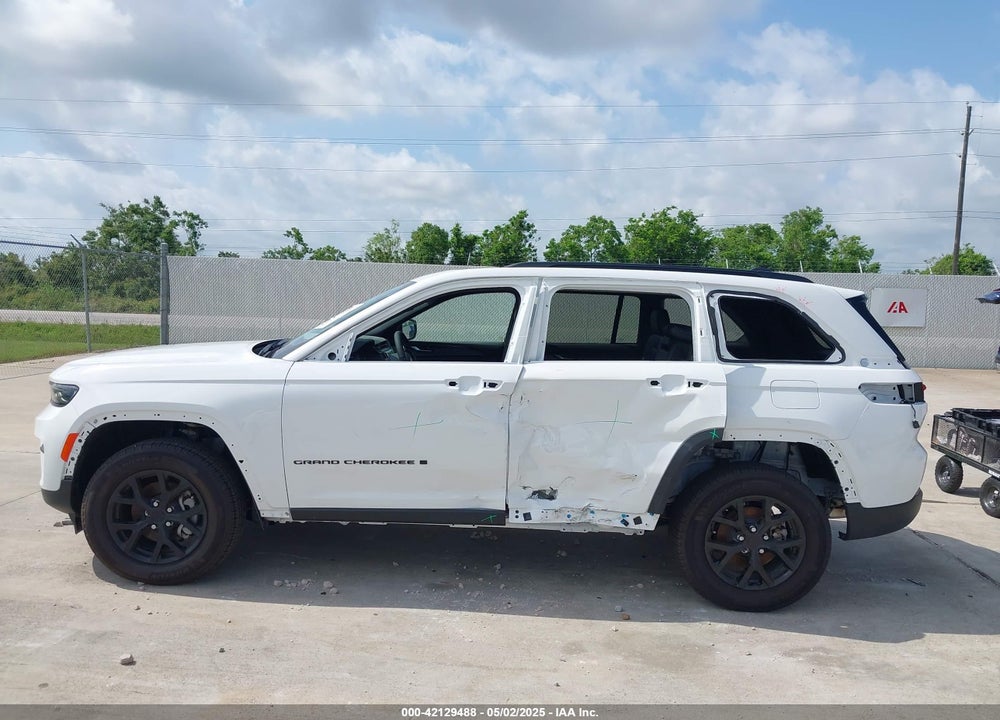 2024 JEEP GRAND CHEROKEE VIN: 1C4RJGAG1RC250710
