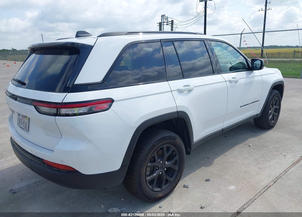 2024 JEEP GRAND CHEROKEE VIN: 1C4RJGAG1RC250710