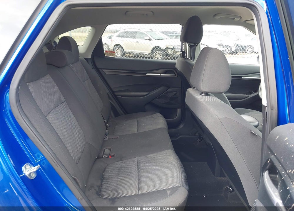2022 KIA SELTOS LX VIN: KNDEPCAA0N7334425