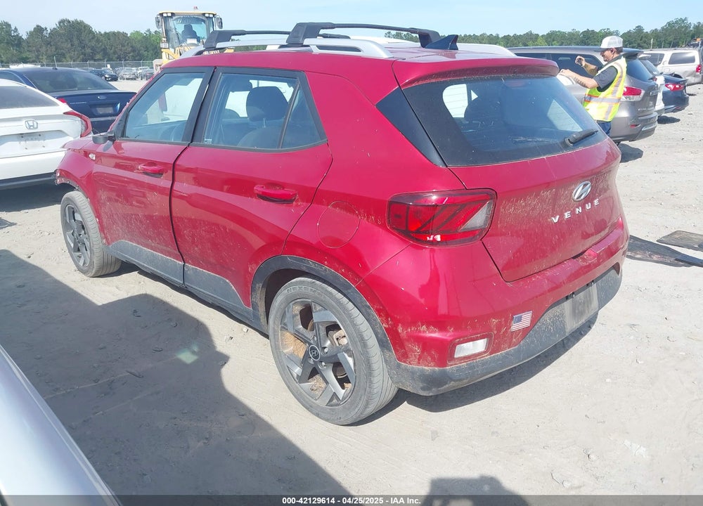 2022 HYUNDAI VENUE VIN: KMHRC8A31NU176797