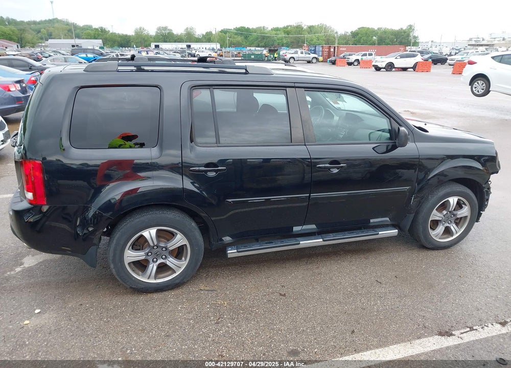 2015 HONDA PILOT VIN: 5FNYF4H33FB053356