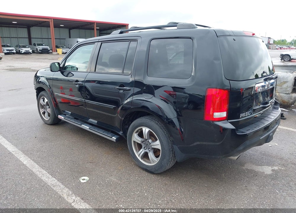 2015 HONDA PILOT VIN: 5FNYF4H33FB053356