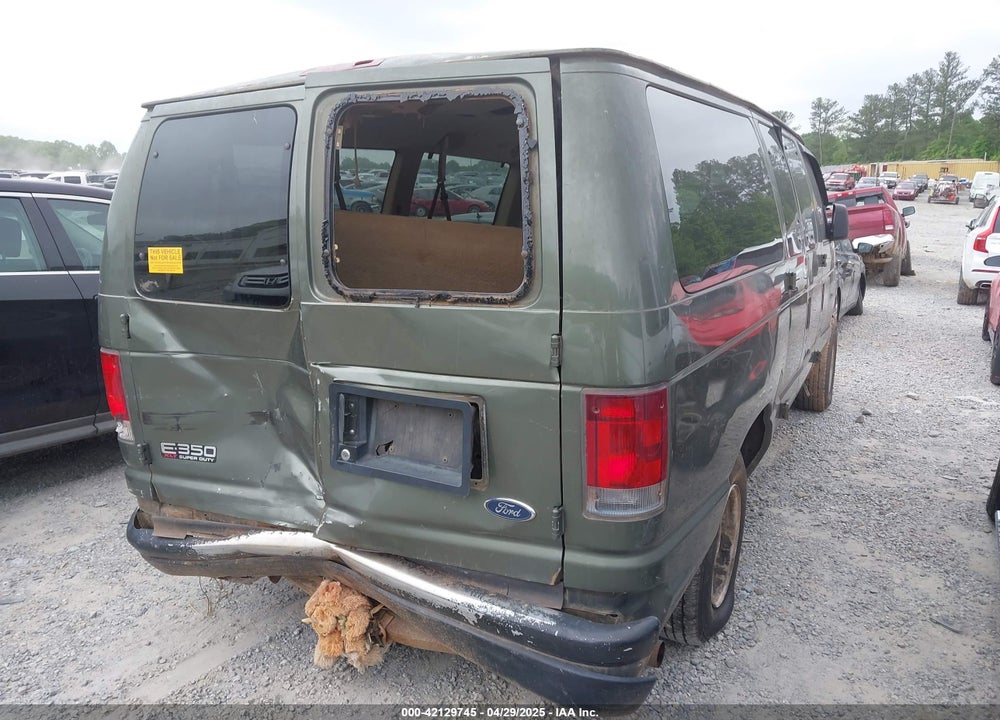 2004 FORD E-350 SUPER DUTY CHATEAU/XL/XLT VIN: 1FBNE31L74HA85173