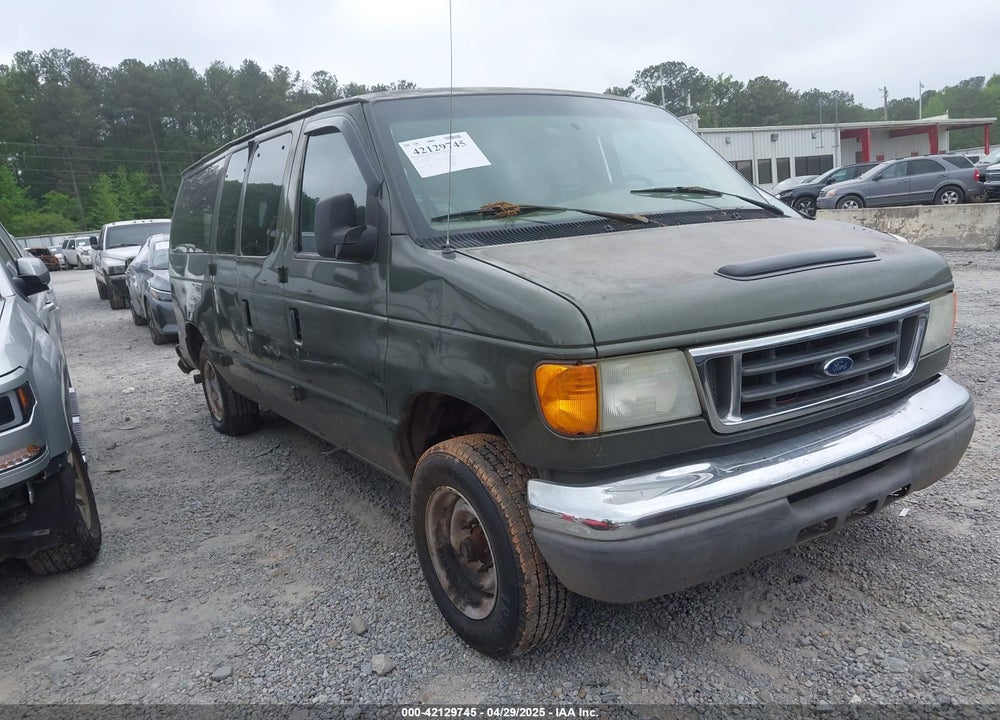 2004 FORD E-350 SUPER DUTY CHATEAU/XL/XLT VIN: 1FBNE31L74HA85173