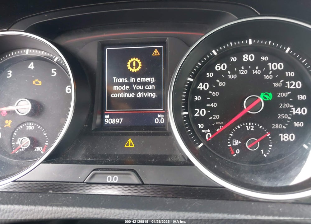 2017 VOLKSWAGEN GOLF GTI VIN: 3VW447AU8HM011706