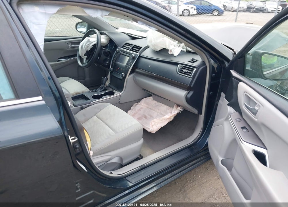 2016 TOYOTA CAMRY VIN: 4T4BF1FK1GR562175