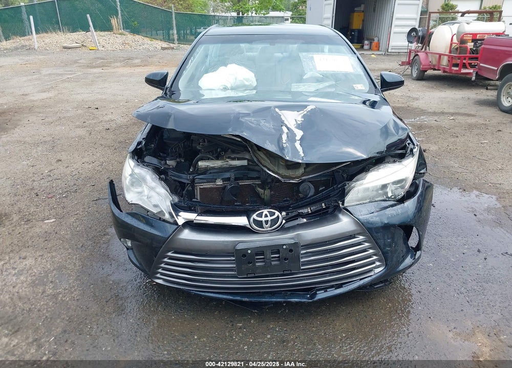 2016 TOYOTA CAMRY VIN: 4T4BF1FK1GR562175