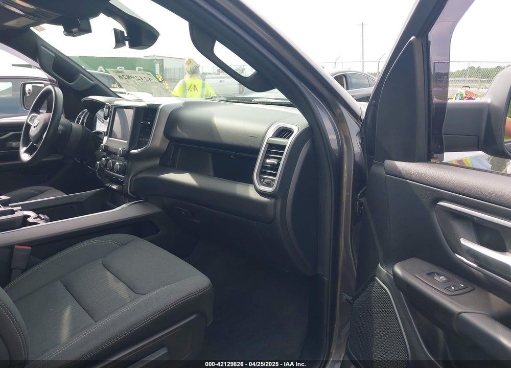 2023 RAM 1500 BIG HORN 4X4 5'7 BOX VIN: 1C6SRFFT0PN609760