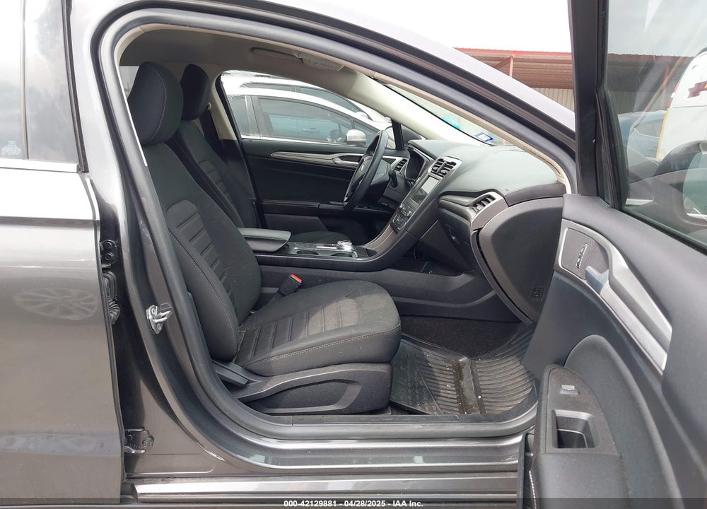 2020 FORD FUSION VIN: 3FA6P0HDXLR188646