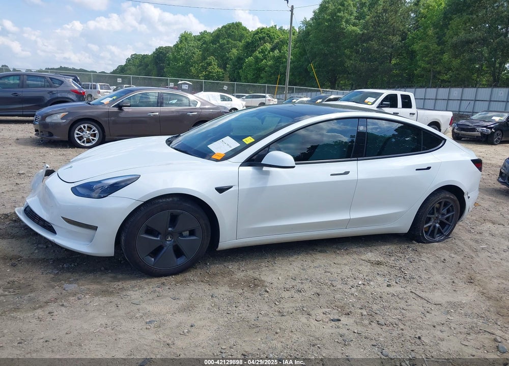 2023 TESLA MODEL 3 VIN: 5YJ3E1EA8PF690033