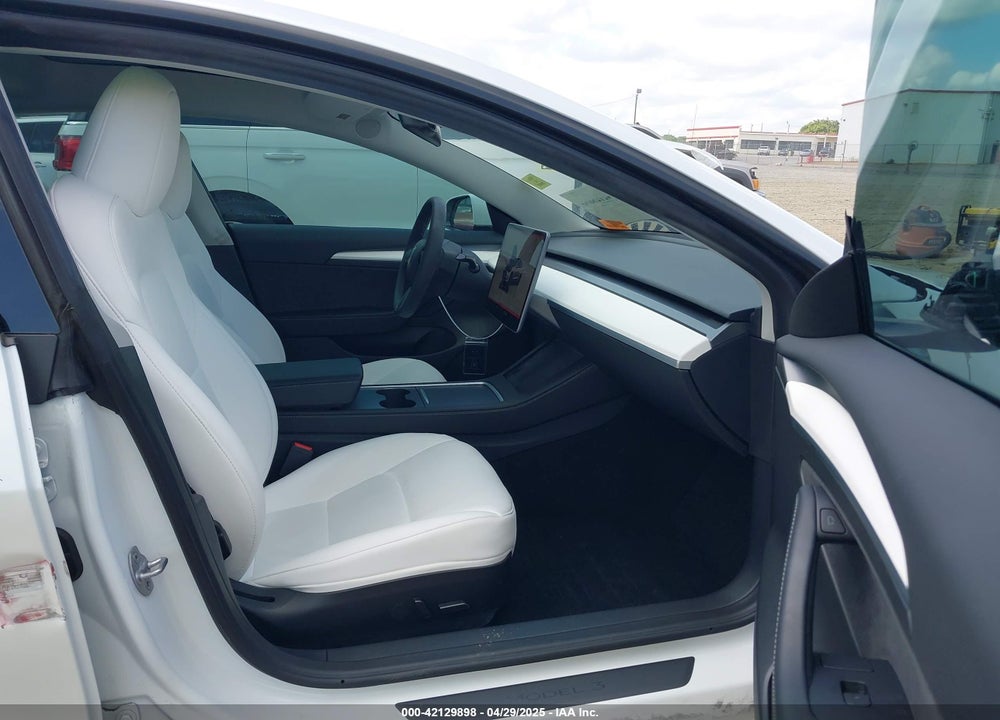 2023 TESLA MODEL 3 VIN: 5YJ3E1EA8PF690033