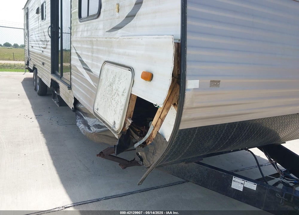 2015 GULFSTREAM TRAILMASTER VIN: 1NL1GTT29F1117006