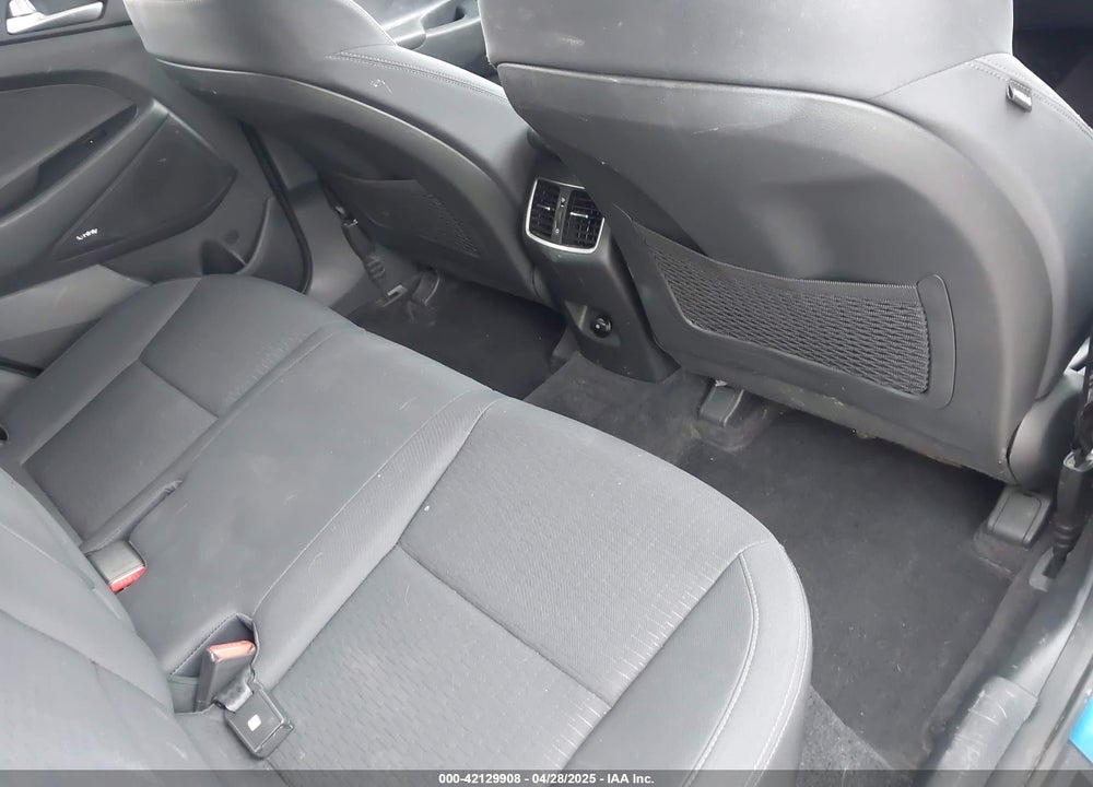 2021 HYUNDAI TUCSON SPORT VIN: KM8J3CAL5MU322634