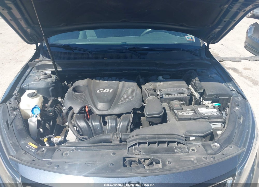 2015 KIA OPTIMA VIN: KNAGM4A78F5536208