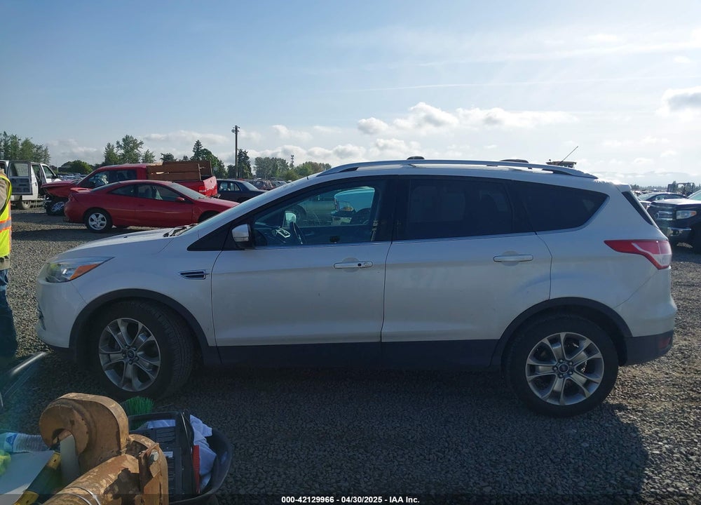 2014 FORD ESCAPE VIN: 1FMCU9J97EUB80995
