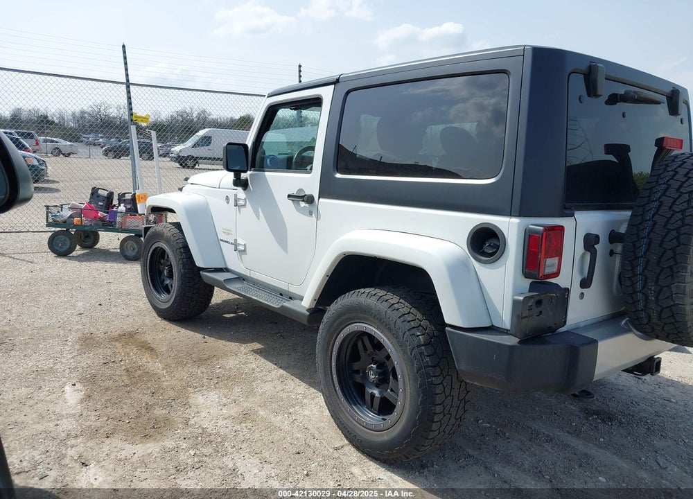 2014 JEEP WRANGLER / VIN: 1C4GJWBG3EL158167