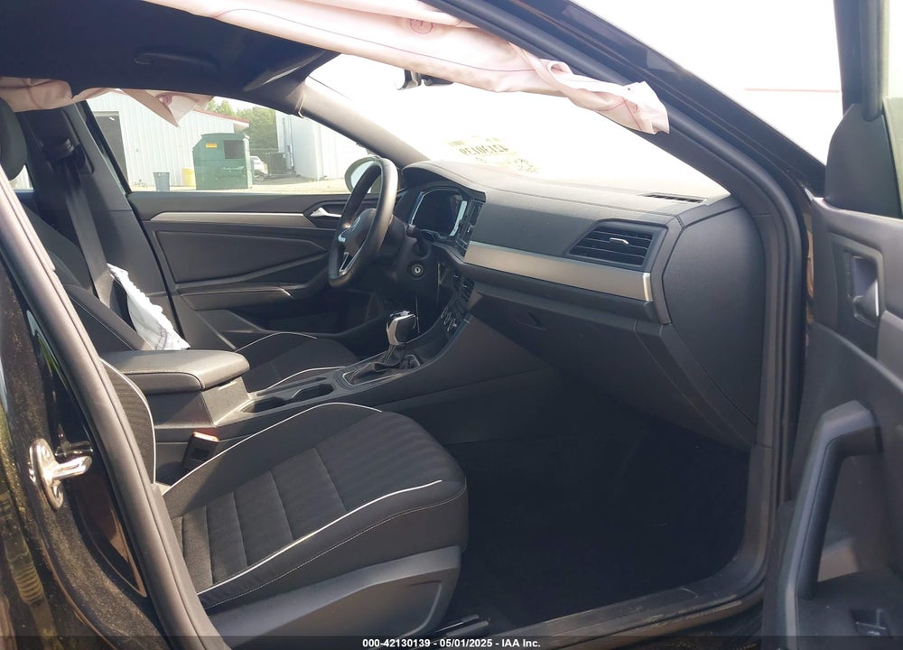 2024 VOLKSWAGEN JETTA 1.5T SPORT VIN: 3VWBM7BU4RM002282