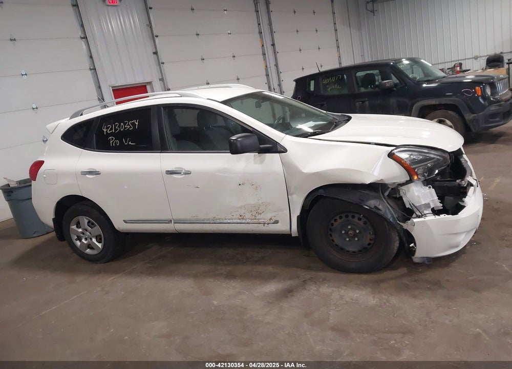 2014 NISSAN ROGUE SELECT S VIN: JN8AS5MV3EW718507