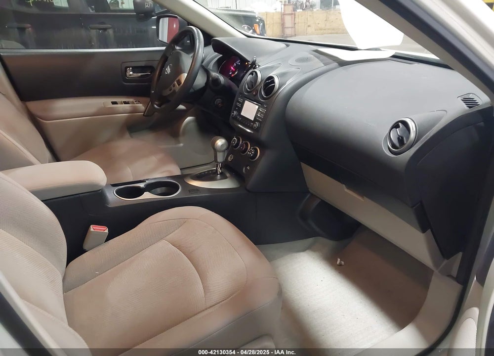 2014 NISSAN ROGUE SELECT S VIN: JN8AS5MV3EW718507