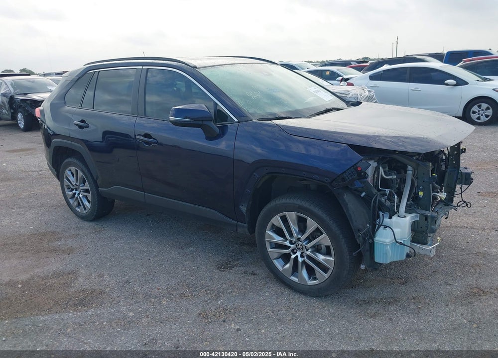 2022 TOYOTA RAV4 XLE PREMIUM VIN: 2T3C1RFV5NW211019