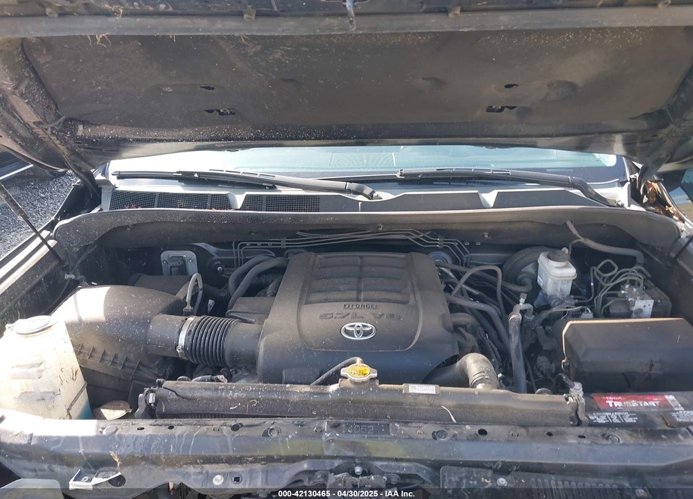 2017 TOYOTA TUNDRA SR5 5.7L V8 VIN: 5TFDW5F14HX671042