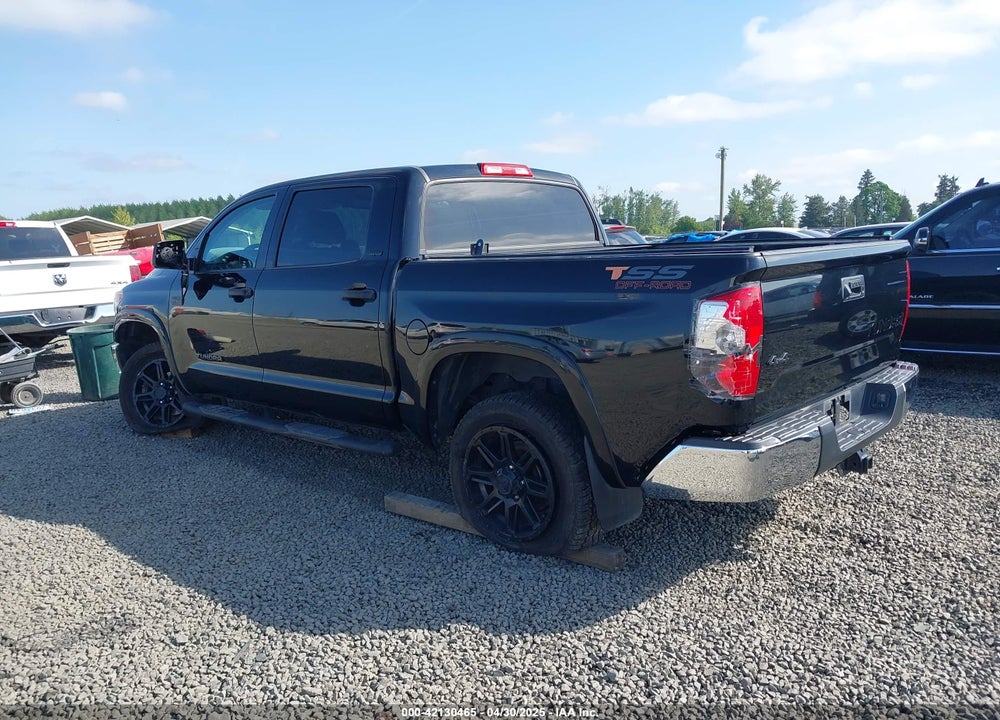 2017 TOYOTA TUNDRA SR5 5.7L V8 VIN: 5TFDW5F14HX671042